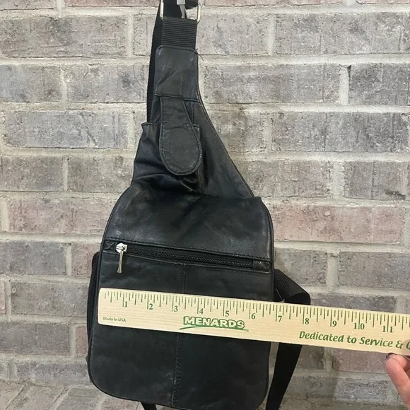 Black Sling Bag - Picture 5 of 10